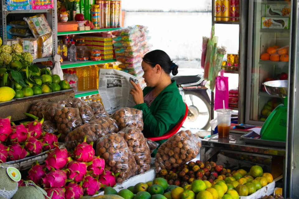 Kệ hàng tại Dương Văn Ba